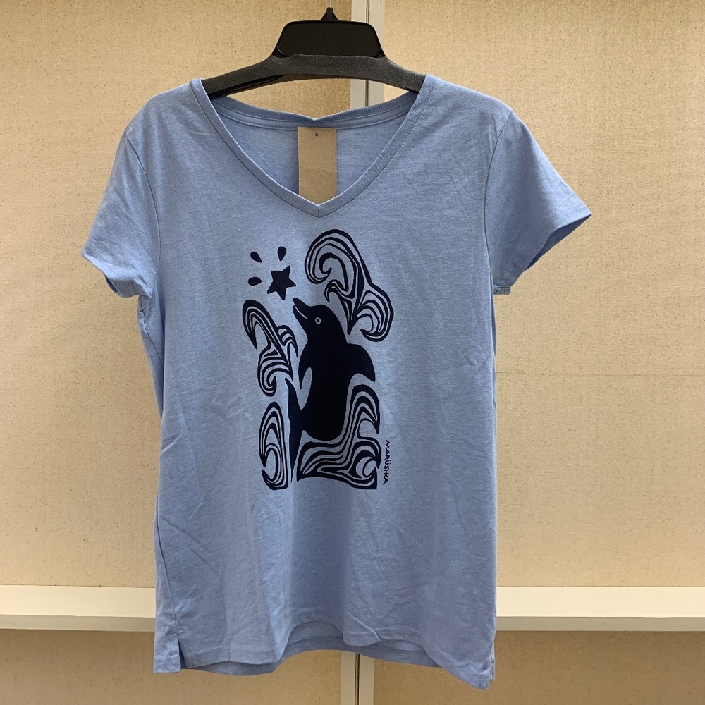 Dolphin v neck ree tee